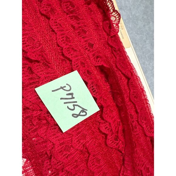 Vintage Red Lace Trim 4 yards long 1" wide Scalloped Edges Nylon Made In USA - Picture 5 of 5